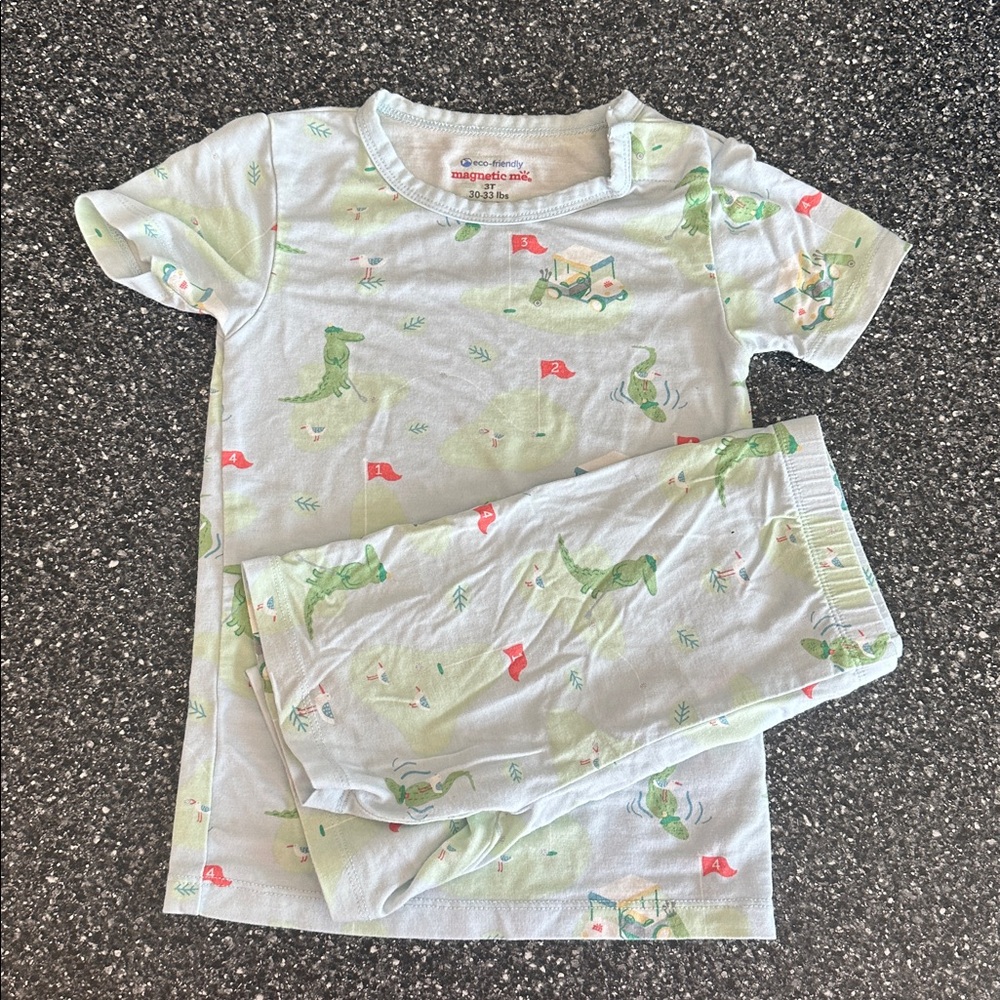 Magnetic Me Golf Alligator Print Pajama Set